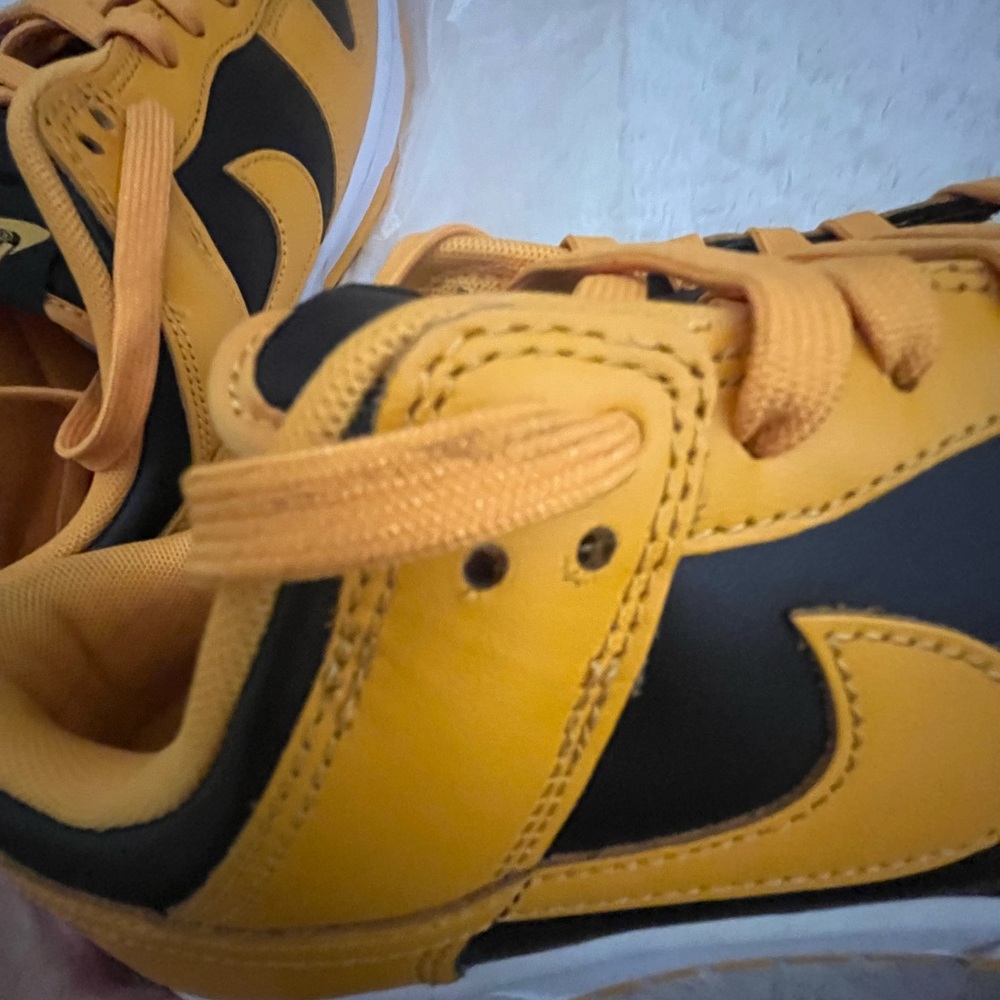 Nike Dunk Low Goldenrod - Picture 7 of 9
